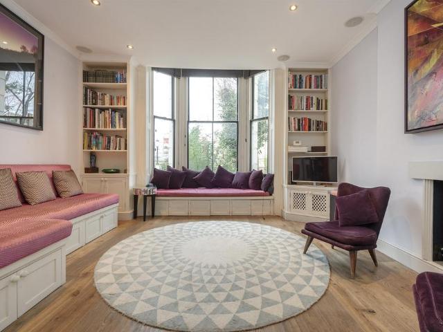 St Charles Square, London, W10 2 bed flat to rent £4,398 pcm £1,015 pw