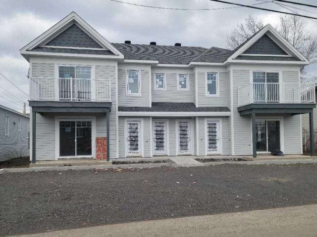 ST CHRYSOSTOME, 4 1/2 À LOUER 2e étage