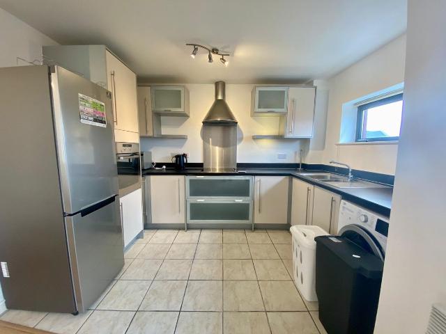 St. Christophers Court, Swansea SA1, 2 bed flat to rent, £1,150 pcm | PrimeLocation