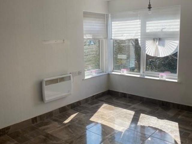 St Clements Court, Comet Close, Fosse. 1 bed flat to rent £575 pcm £133 pw