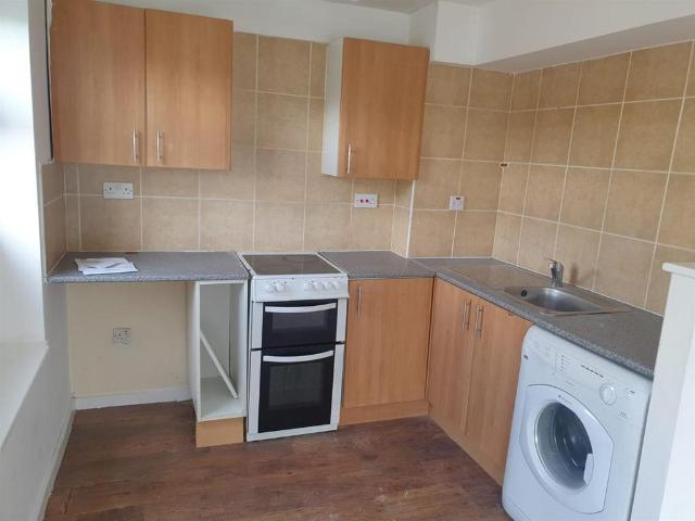 St Clements Court, Comet Close, Fosse. 1 bed flat to rent £625 pcm £144 pw