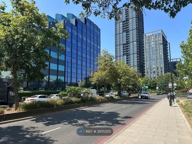 St Crispin House, Croydon CR0, 1 bed flat to rent, £1,295 pcm | PrimeLocation