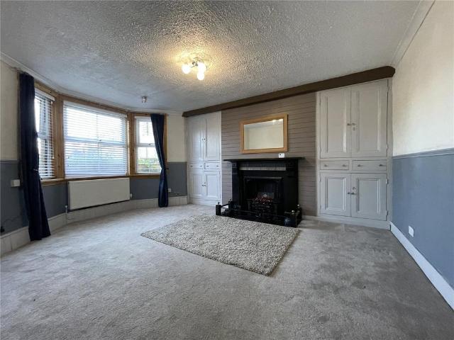 St. Davids Road, Caernarfon, Gwynedd. 1 bed apartment to rent £675 pcm £156 pw