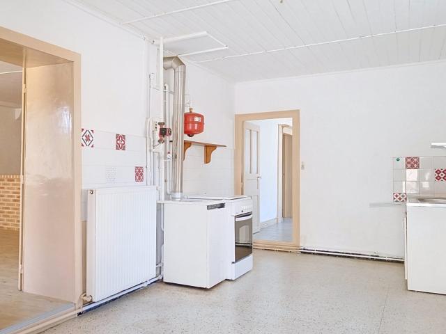 ST DENIS SUR LOIRE Maison 2 pièces 77 m²
