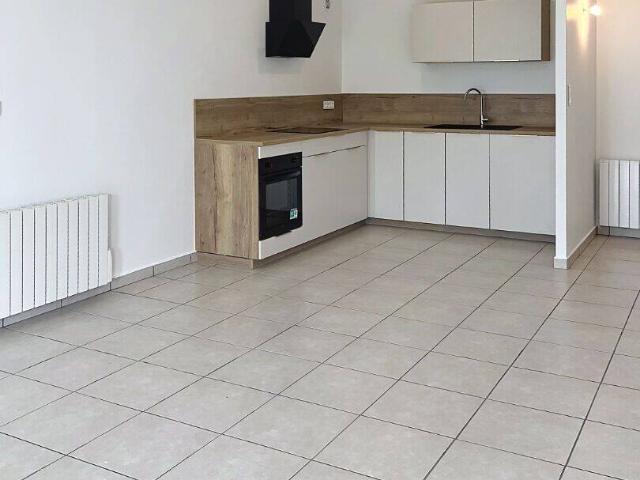 St Didier: Appartement avec terrasse et jardin privatif en hyp