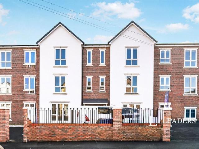 St. Domingo Grove, Liverpool, L5 2 bed flat to rent £900 pcm £208 pw