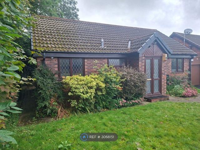 St Dominics Mews, Bolton BL3, 2 bed bungalow to rent, £1,200 pcm | PrimeLocation