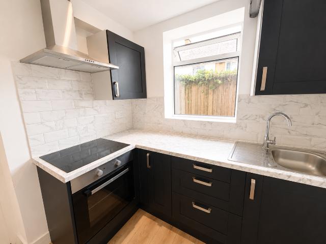 St. Dunstans Road, Hounslow TW4, Studio to rent, £900 pcm | PrimeLocation