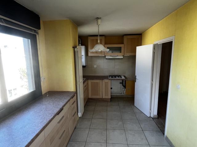 ST ELOI, GRAND T3 DE 69M2 AVEC TERRASSE ET GARAGE