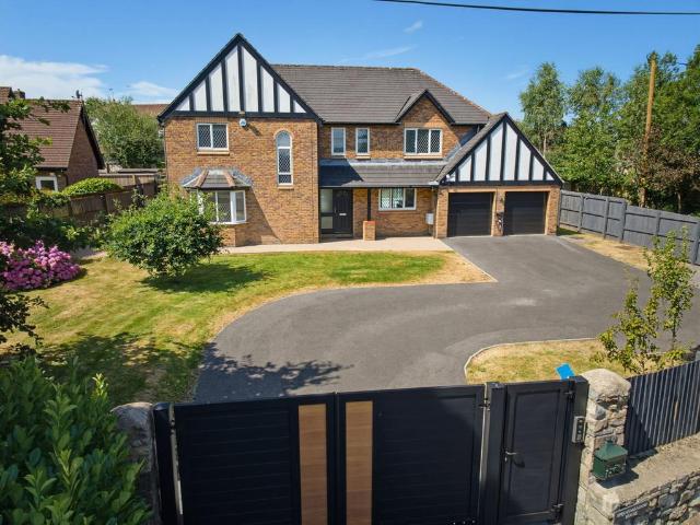 St. Fagans, Cardiff, CF5 6DW 4 bed detached house to rent £2,700 pcm £623 pw