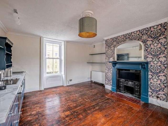 St George`s Place, BA1