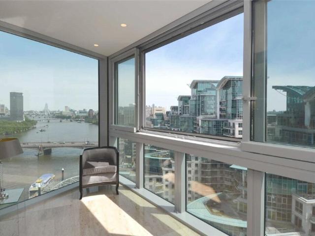 St. George Wharf, London, SW8 2 bed apartment to rent £6,873 pcm £1,586 pw