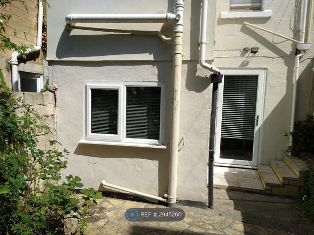 St Georges Buildings, Bath BA1, 1 bed flat to rent, £1,350 pcm | PrimeLocation
