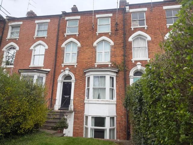 St. Georges Place, Barrack Road. 1 bed apartment to rent £725 pcm £167 pw