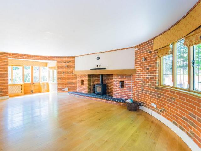 St Georges Road, Bromley, BR1 4 bed detached house to rent £4,250 pcm £981 pw