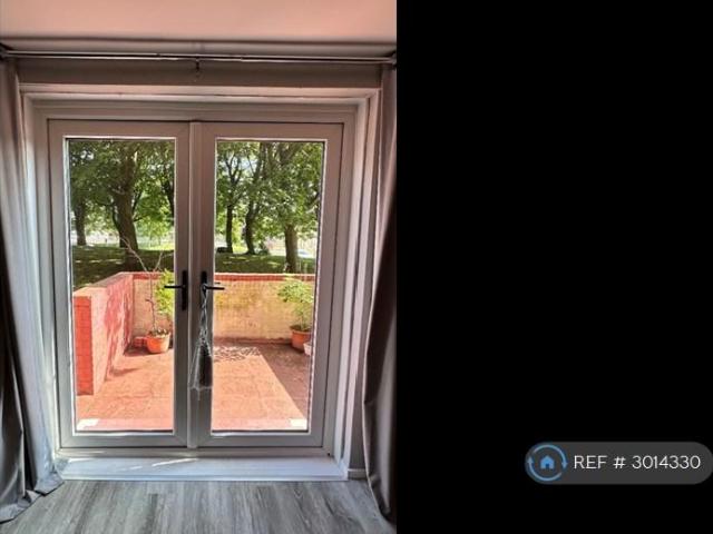 St Georges Road, Glasgow, G3 3 bed maisonette to rent £1,995 pcm £460 pw