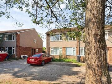 St. Georges Road, Enfield EN1 2 bed maisonette to rent £2,000 pcm £462 pw