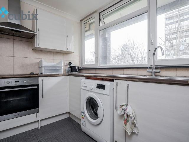 St. Georges Road, London SE1 3 bed maisonette to rent £3,350 pcm £773 pw