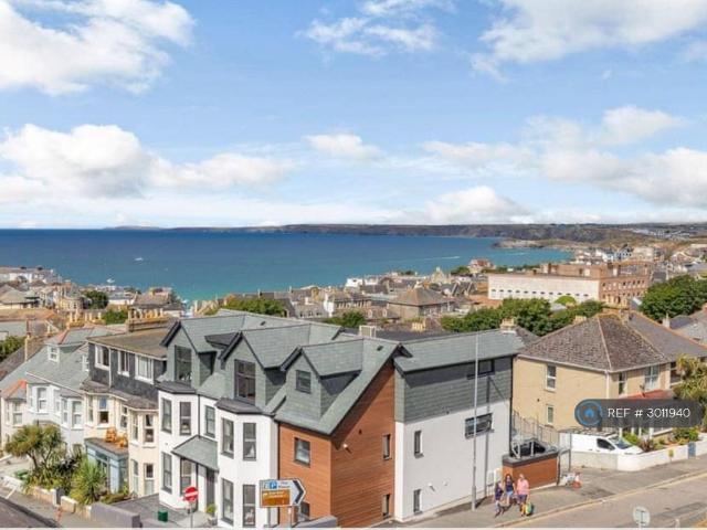 St George's Road, Newquay, TR7 5 bed terraced house to rent £3,000 pcm £692 pw