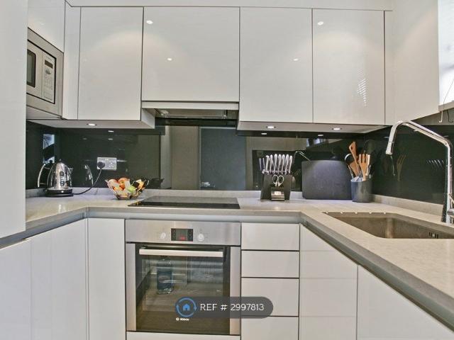 St. Georges Square, London SW1V, 1 bed flat to rent, £2,800 pcm | PrimeLocation