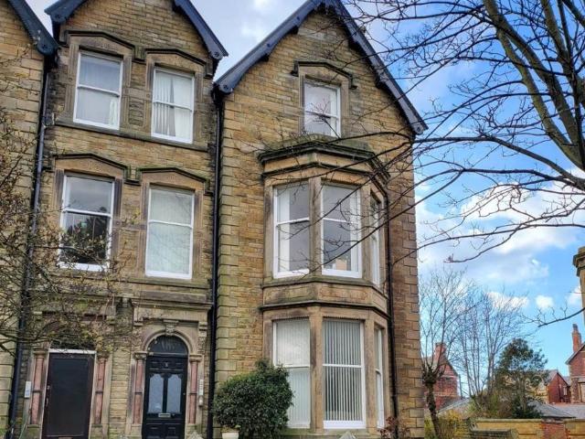 St Georges Square, Lytham St Annes FY8, 1 bed flat to rent, £695 pcm | PrimeLocation