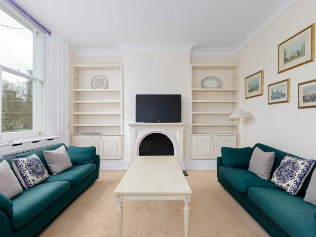 St Georges Square, Pimlico, SW1 1 bed flat to rent £2,817 pcm £650 pw
