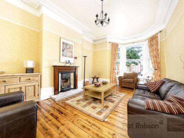St Georges Terrace Flat B, Jesmond, Newcastle Upon Tyne NE2, 2 bed flat to rent, £1,250 pcm | PrimeLocation