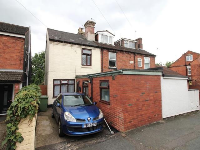 St Georges Terrace, Kidderminster, DY10 3 bed house to rent £1,075 pcm £248 pw