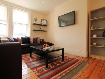 St Georges Terrace, Jesmond 6 bed terraced house to rent £2,346 pcm £541 pw