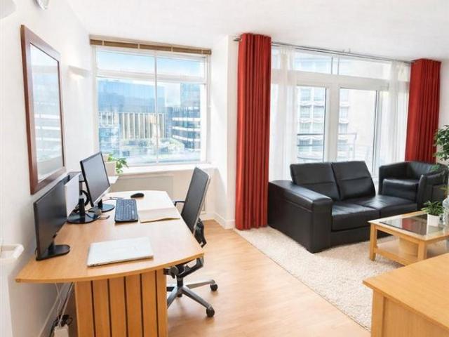 St. Giles High Street, London WC2H 2 bed apartment to rent £3,683 pcm £850 pw