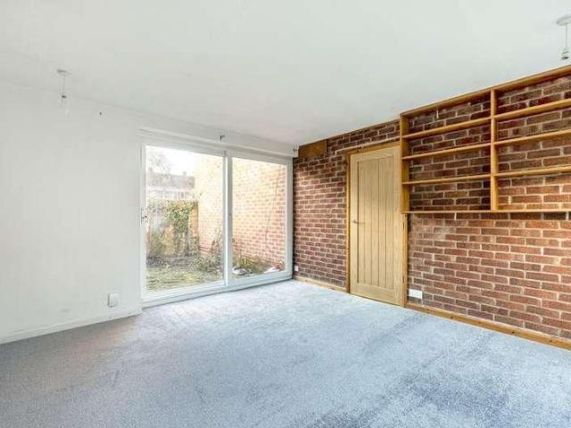St. Helens Court, Abingdon, OX14