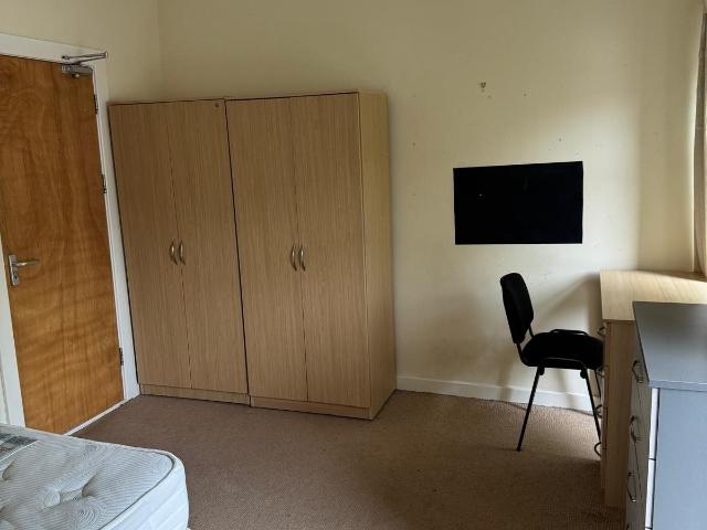 St Helens Avenue, Brynmill, Swansea SA1 4NQ StudentDigz Ltd