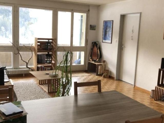 St Imier, bel appartement de 2,5 pièces au 2ème étage