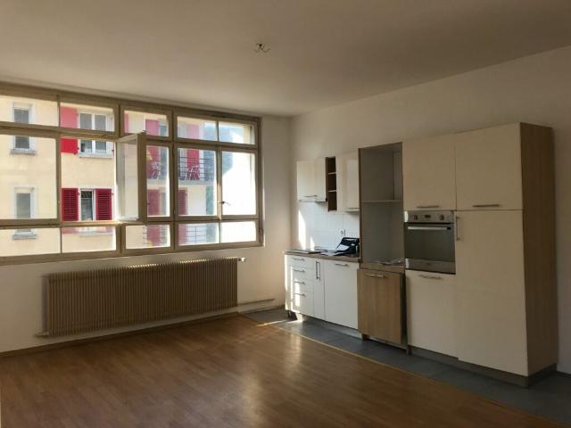 St Imier, Joli logement de 2 pièces au 1er étage