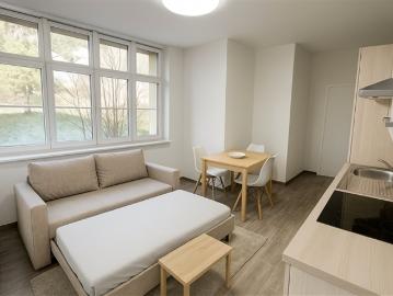 St Imier, komplett renoviertes Studio im 1. Stock