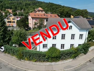 St Imier, prächtiges Haus mit Doppelgarage, Garten
