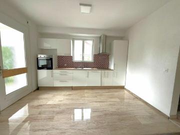 St Imier, superbe appartement de 2.5 pièces au rez