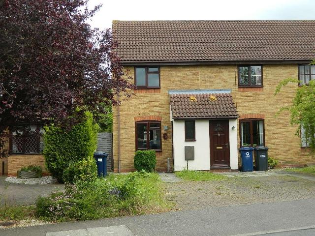 St Ives, Huntingdon, Cambs PE27 2 bed semi detached house to rent £1,195 pcm £276 pw