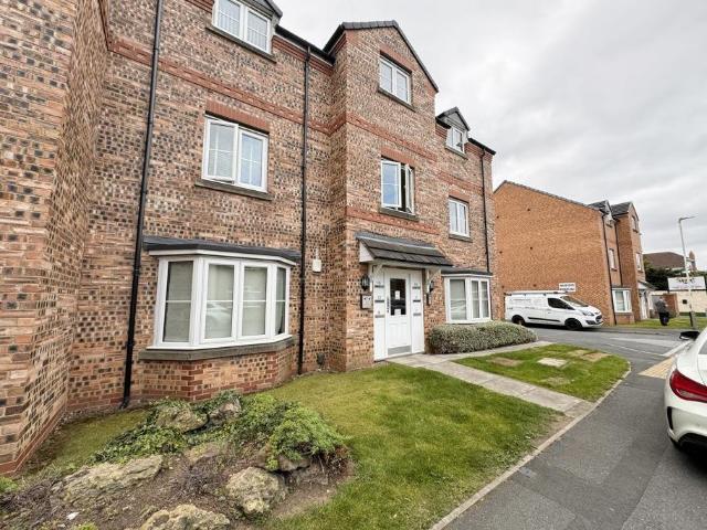 St James Court, Darlington DL1 2 bed flat to rent £600 pcm £138 pw