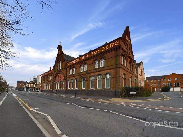 St. James Court, Grants Yard, Burton On Trent, Staffordshire DE14, 1 bed flat to rent, £750 pcm | PrimeLocation