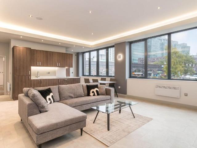 St James' Court, Lionel Street B3, 2 bed flat to rent, £1,750 pcm | PrimeLocation