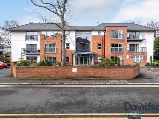 St James Court, Nicholson Drive, Birmingham, B15 3EE, United Kingdom | 1 bed apartment for rent #139267224 | Rentberry