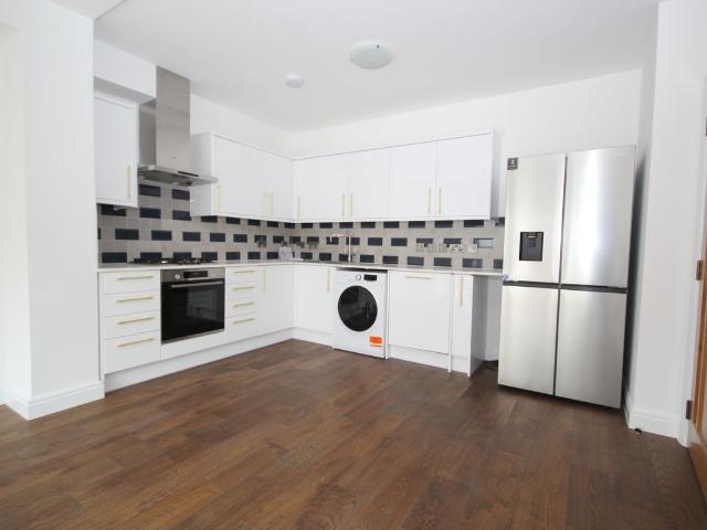 St. James Gardens, Wembley, Middlesex HA0, 3 bed maisonette to rent, £3,000 pcm | PrimeLocation