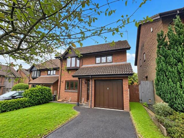 St. James Meadow Road, Leamington Spa 4 bed detached house to rent £2,150 pcm £496 pw