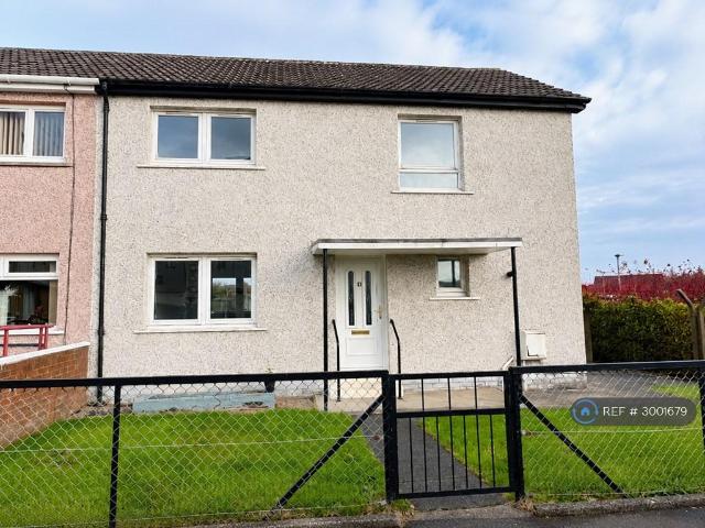 St. James Place, Stevenston, KA20 3 bed end of terrace house to rent £750 pcm £173 pw