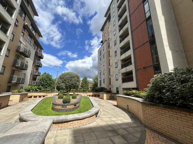 St James Quay, Brewery Wharf 2 bed apartment to rent £1,300 pcm £300 pw