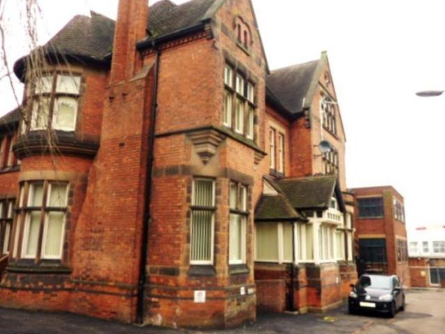 St James Road, Dudley, DY1 3JL