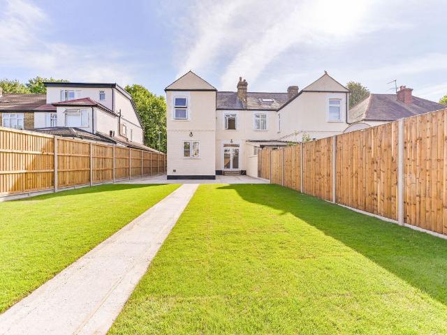 St James Road, Sutton, Surrey, Sm, Sutton SM1, 4 bed detached house to rent, £4,250 pcm | PrimeLocation