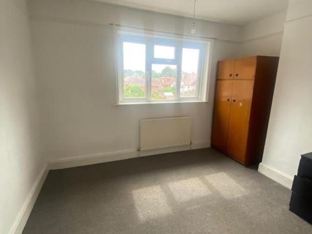 St. James Road, Shirley, Southampton SO15, 3 bed flat to rent, £1,250 pcm | PrimeLocation