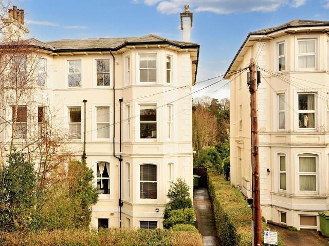 St. James Road, Tunbridge Wells TN1, 2 bed flat to rent, £1,400 pcm | PrimeLocation